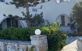 Kapares Studios